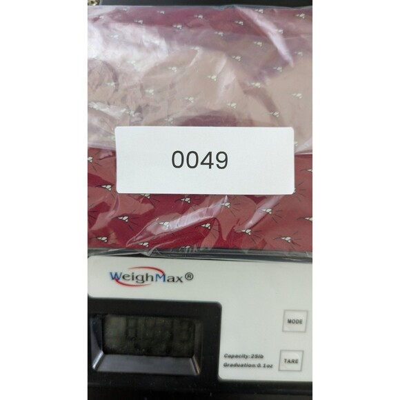 Vintage J. Garcia Rhino & Puppy Collection Eighteen 100% Silk Red/White Preppy - Picture 9 of 9